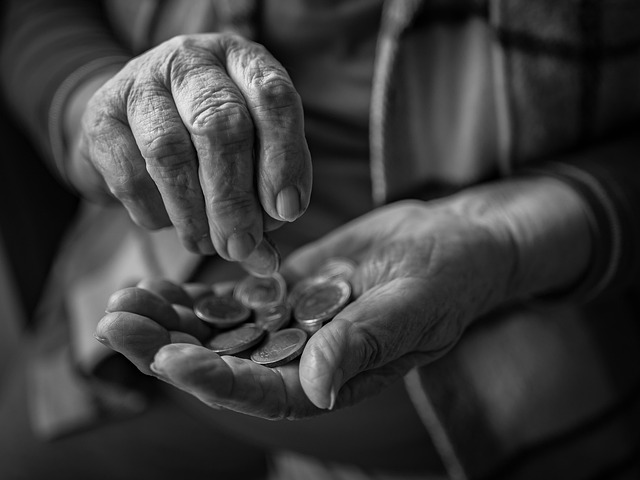 coins, money, poverty, homeless, unemployed, old, lonely, person, alone, pension reform, old-age pension, pensioners, euro, pension increase, save up