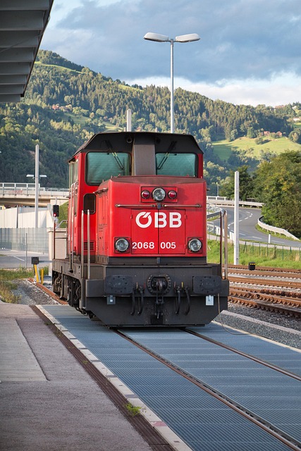 train, locomotive, railroad, station, rail, diesel locomotive, schublok, switcher, shunter, shunting locomotive, obb, wolfsberg