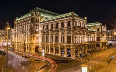 Wien: Frauenprotest vor dem Parlament fordert gerechtere Einkommen und Pensionen